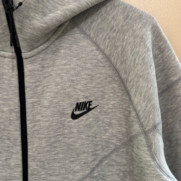 Nike Sportswear Tech Fleece Windrunner Hoodie Gray FB7921-063 Men's NEW - Picture 4 of 14